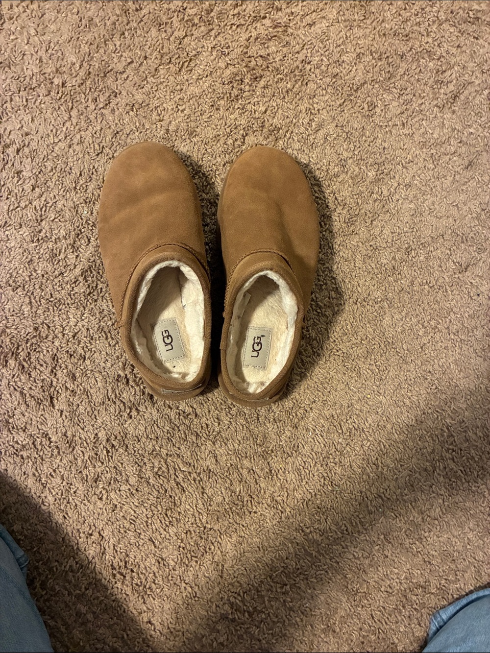 UGG women Chestnut Brown Slip-On Shearling Lined Slippers